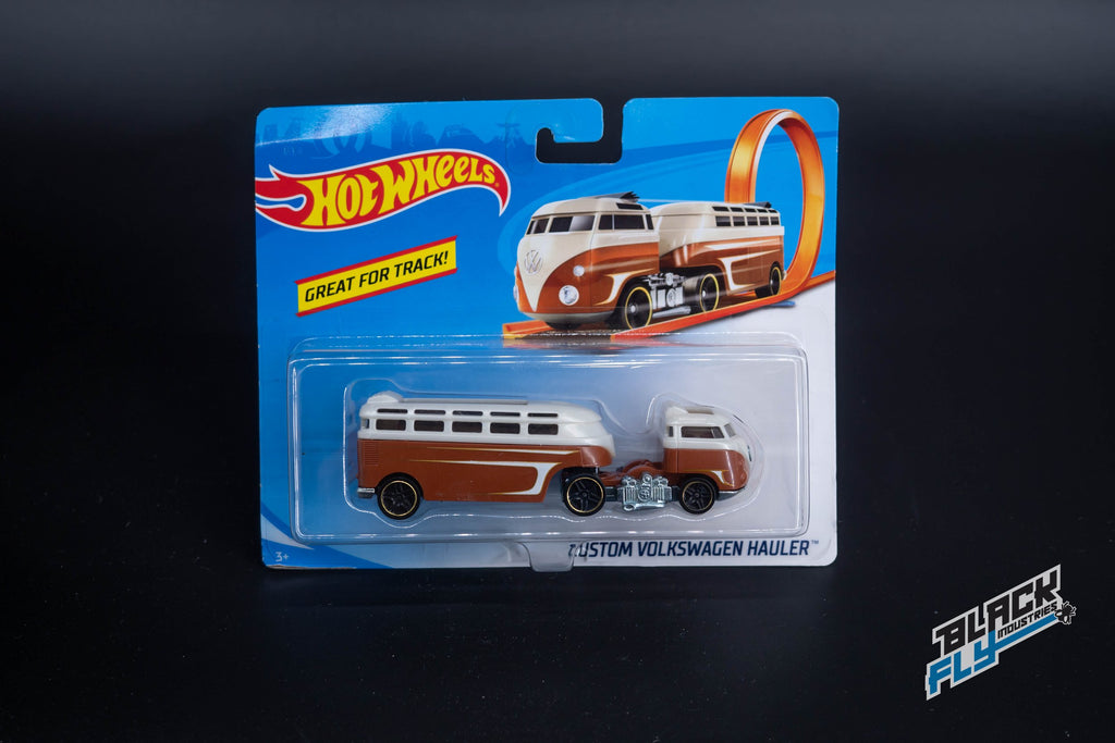 Hot Wheels -- Custom Volkswagen Hauler - bus