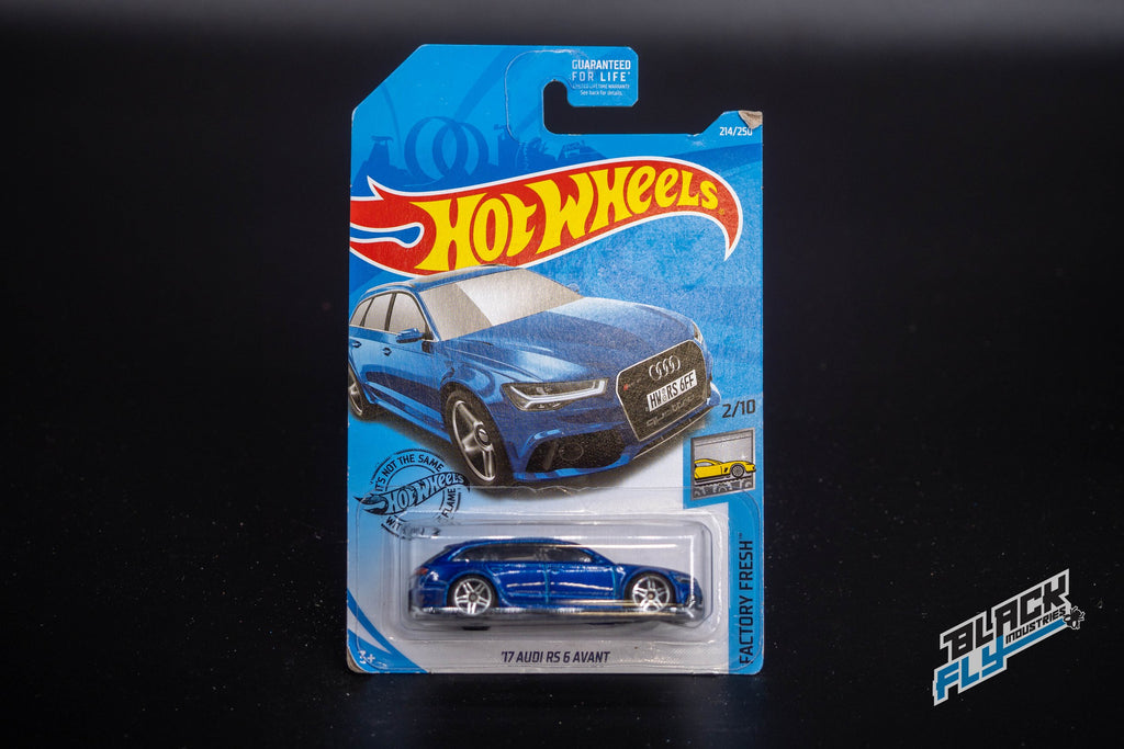 Hot Wheels - 17' Audi RS6 Avant - Blue