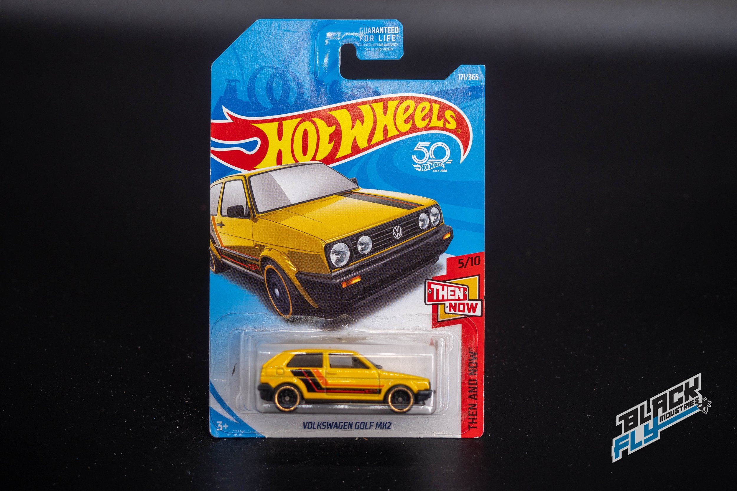 Hot Wheels - Volkswagen Golf MK2 - Yellow