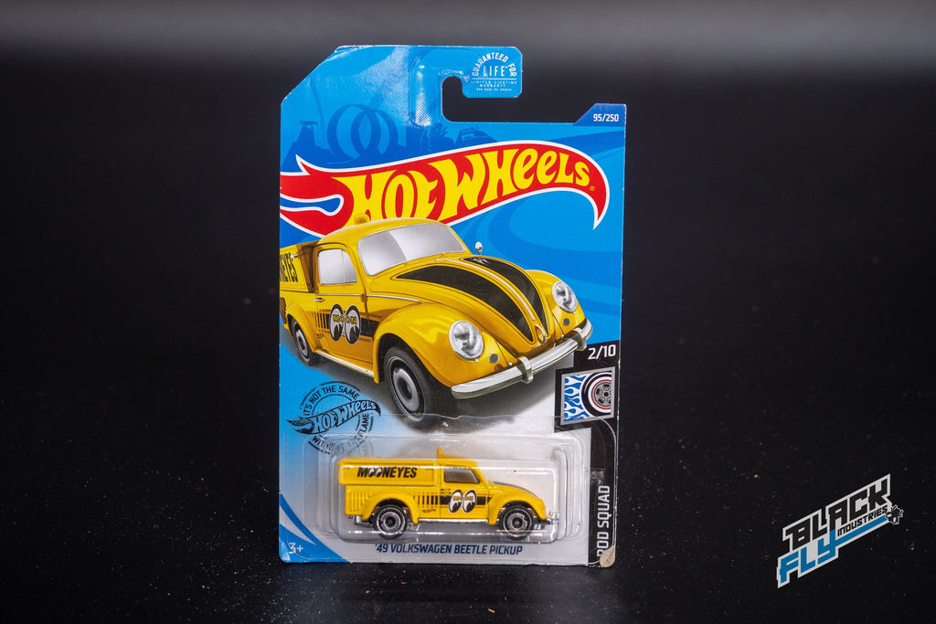 Hot Wheels - Volkswagen Beetle Pickup- Yellow
